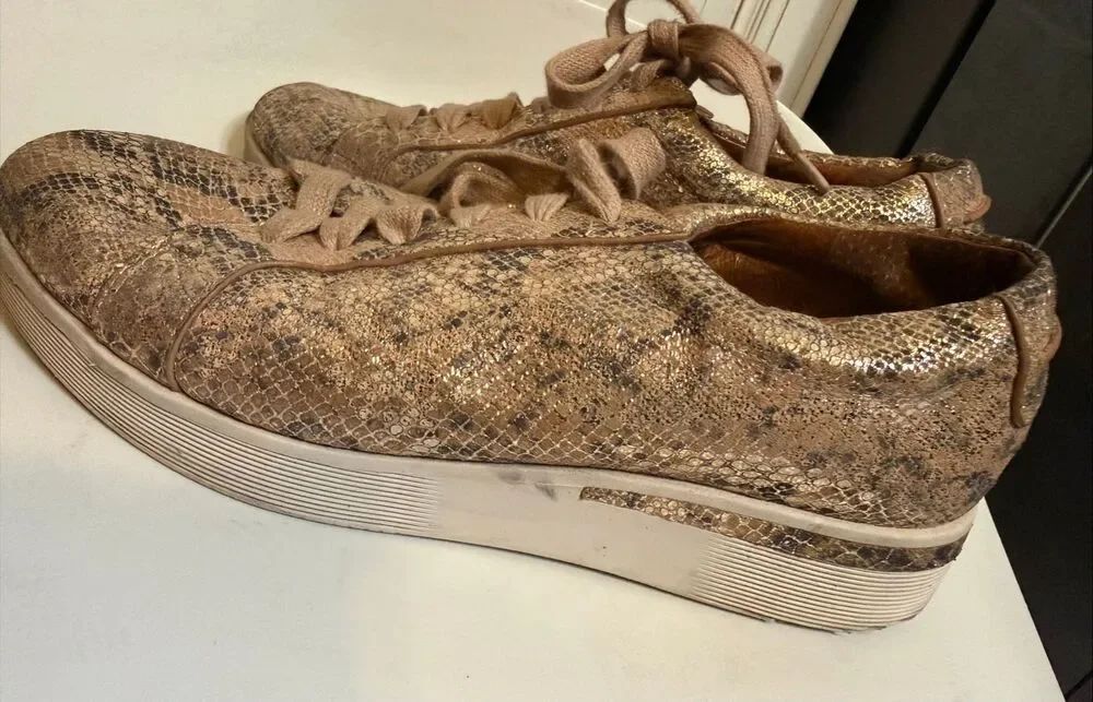 Gentle Souls Women’s Snake-Embossed Leather Platform Sneakers Pink Size 8.5